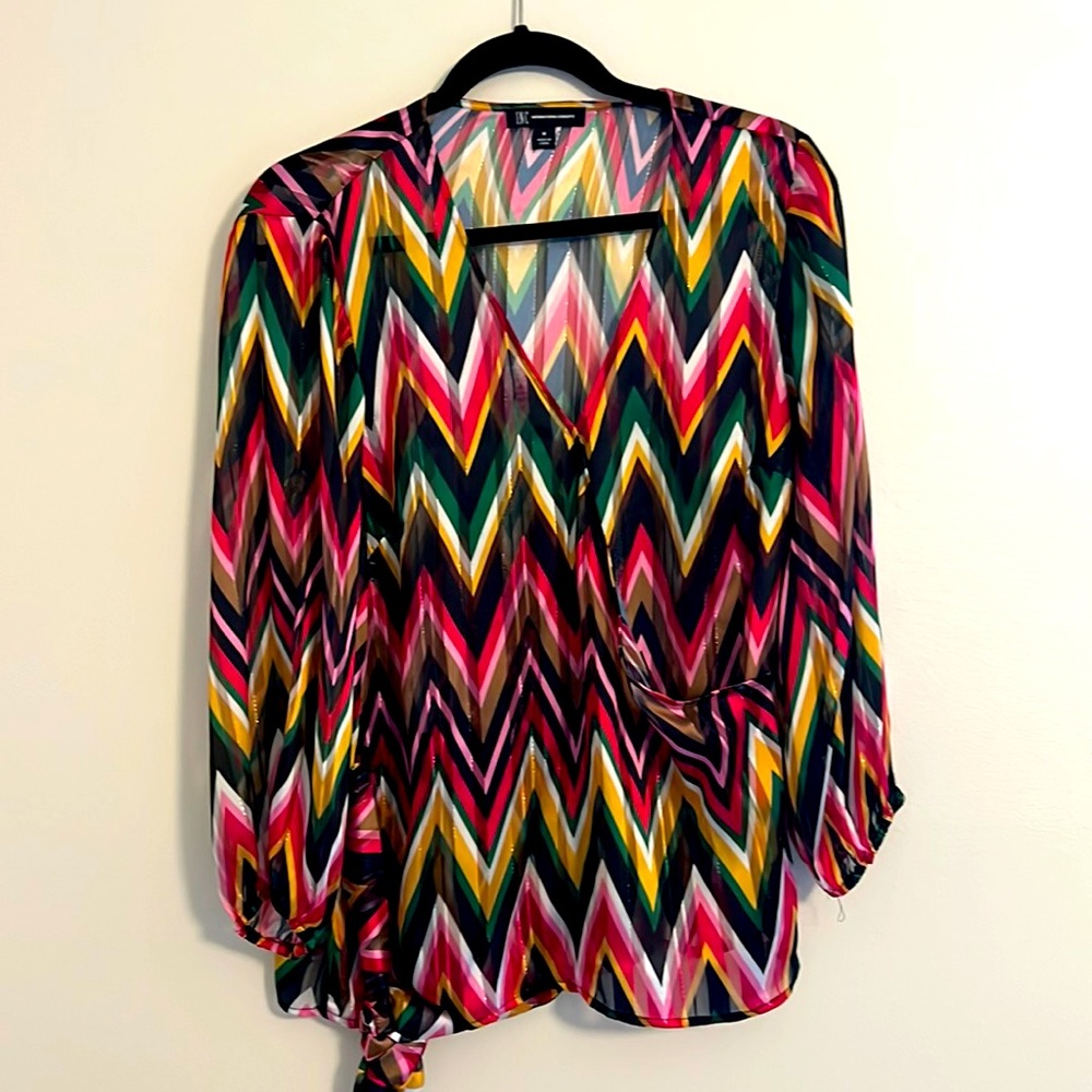 ALFANI SHEER Bursting with COLOR! Size Medium! NEW! Never worn! With belt!